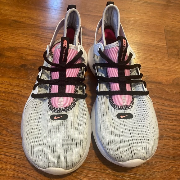 Discount Nike Pink Nike Flex 219 Running Sneaker Nike Jo Ride 2025